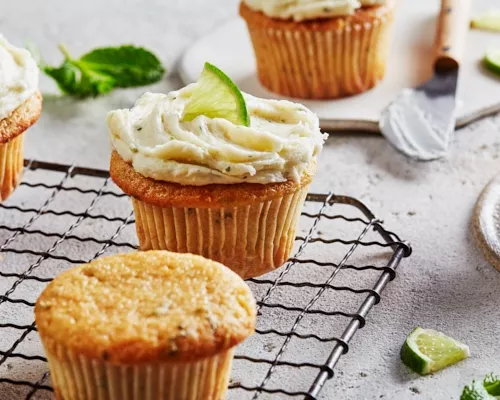 Cupcakes style mojito avec glaçage doré à l’hermine
