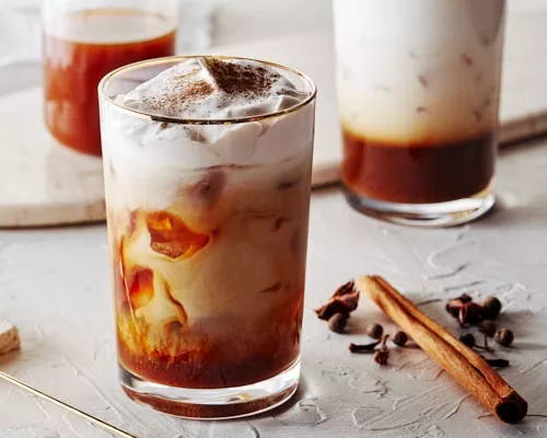 Café infusé à froid à la citrouille épicée